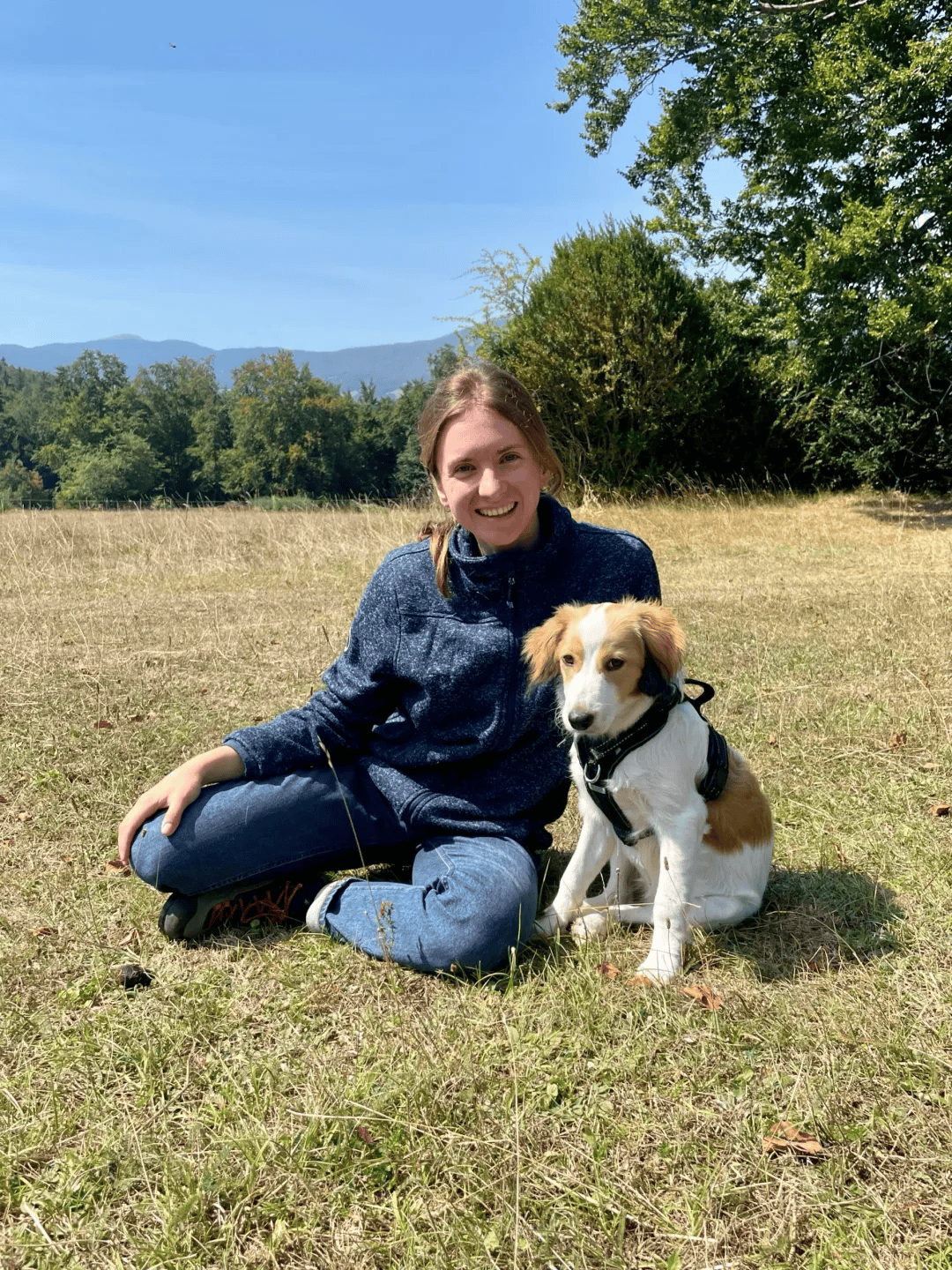 Rita Mayerl, comportementaliste canin à Strasbourg, avec son chien